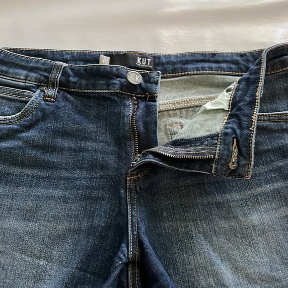 Kut From The Kloth Gidget Fray Short Mid Rise Size 8 - Picture 16 of 16